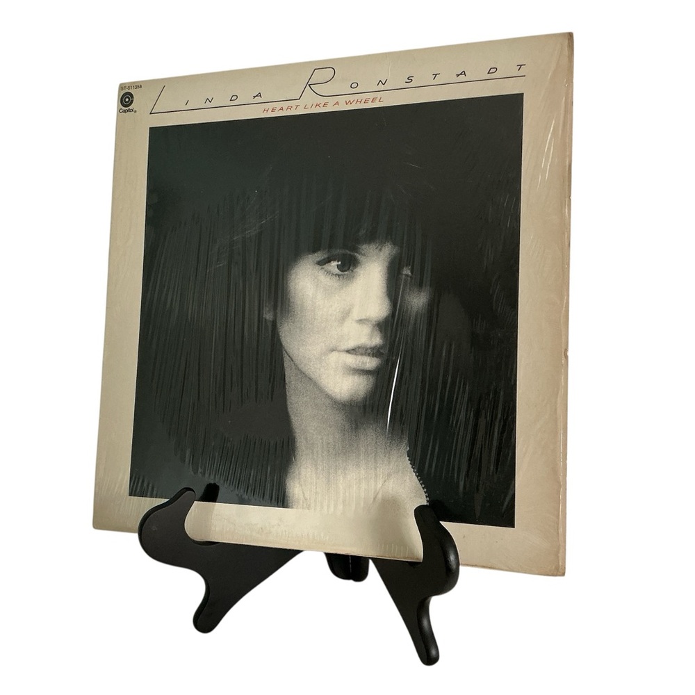 Linda Ronstadt Heart Like A Wheel - Vintage Vinyl Record Album ST-511358
